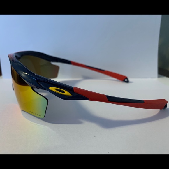 Oakley M2 XL SnapBack Collection Limited Edition, Prism Ruby Lenses - Picture 2 of 5
